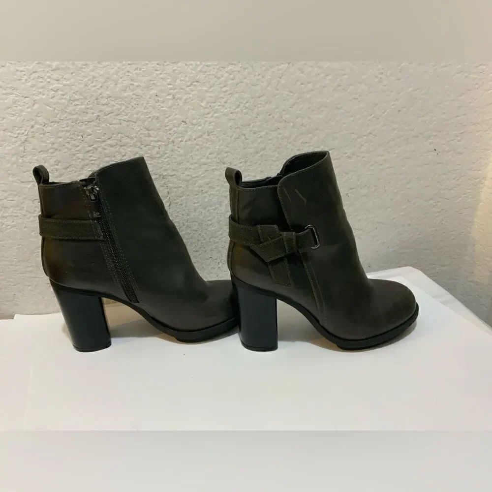 A+ Ellen Ankle Women Booties Grey